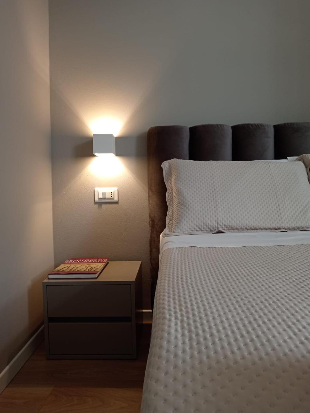 Indipendence Home Специя Экстерьер фото